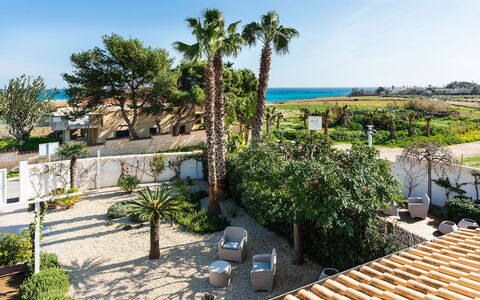 Accommodatie Euthalia: Buitenkanten, Buitenshuis, Tuin