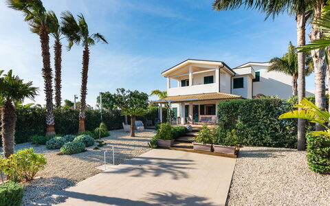 Accommodatie Euthalia: Buitenkanten, Buitenshuis, Tuin