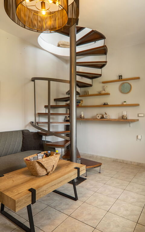 Villa Eftychia: Woonkamer