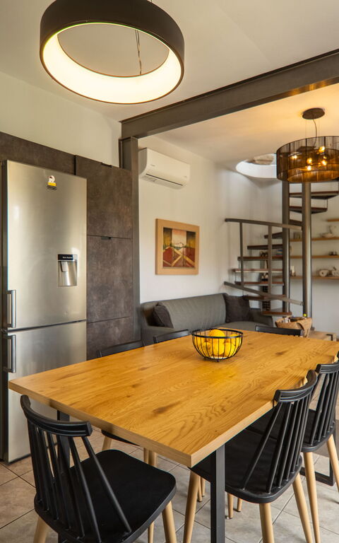 Villa Eftychia: Keuken, Lunchroom