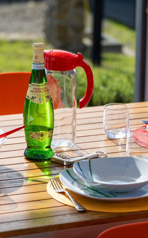 Villa Renina: Balkon / terras / patio, Buitenshuis