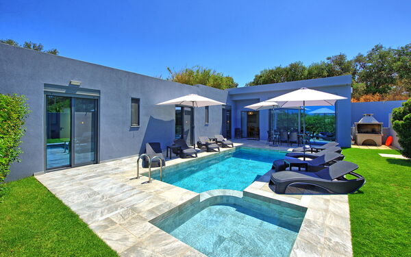 Villa Zaneti: Buitenkanten, Buitenshuis, Tuin, Zomer, zwembad