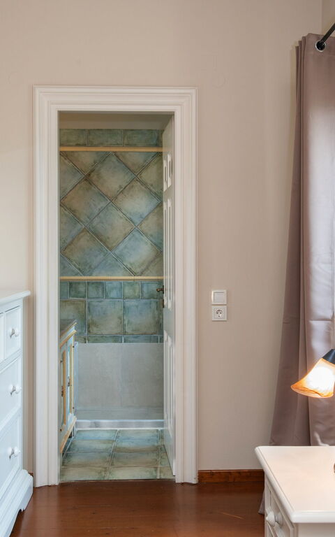 Villa Moyria: Badkamer, slaapkamer