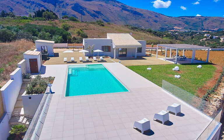 Villa Etesiae: zwembad