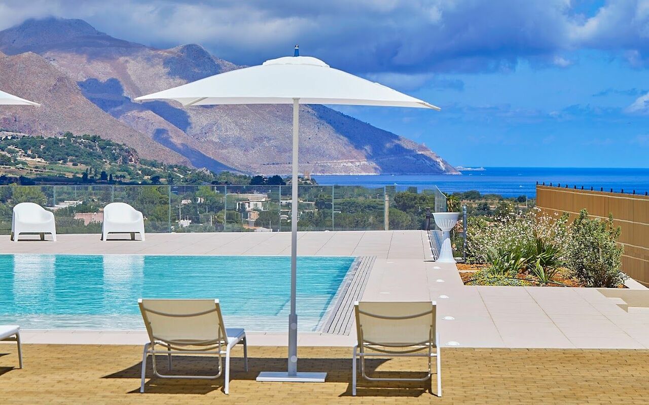 Villa Etesiae: zwembad