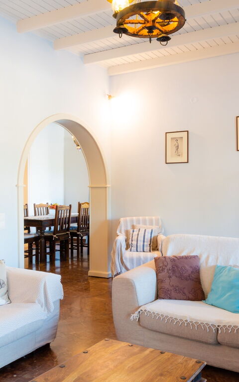Villa Dimitris: Woonkamer