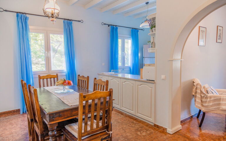 Villa Dimitris: Keuken, Lunchroom