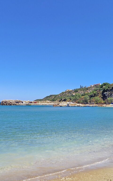 Houses By The Sea: Buitenshuis
