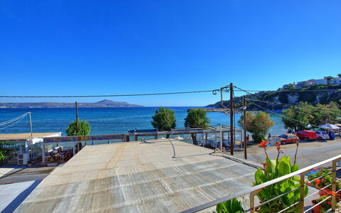 Accommodatie Emmanouela: Buitenshuis, Keer bekeken, Zomer