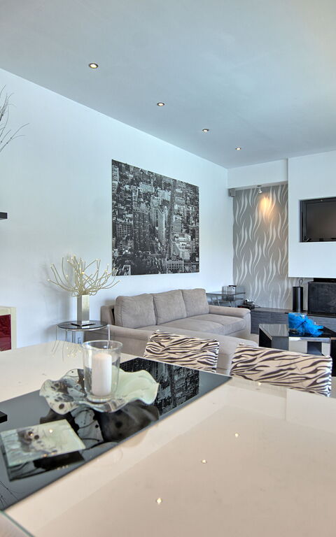 Beach Villa Christina: Lunchroom, Woonkamer