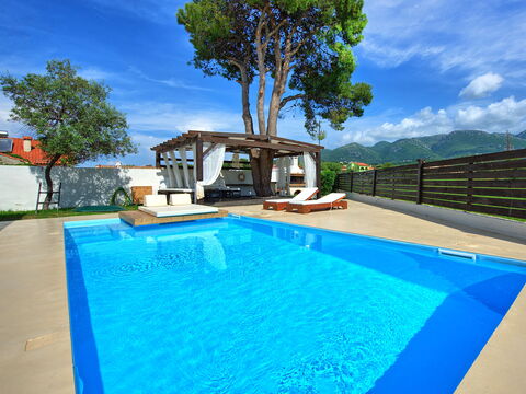 Beach Villa Christina