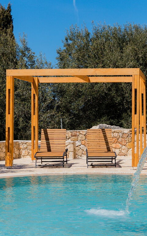 Villa Prokimea: Buitenshuis, zwembad