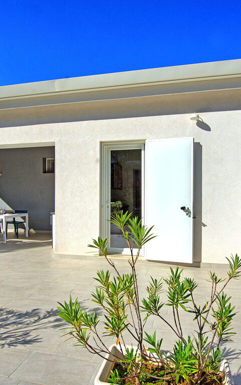 Nerodavola: Buitenkanten, Zomer