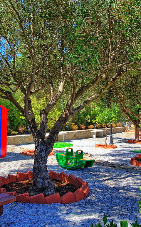 Villa Antina: Buitenshuis, Tuin