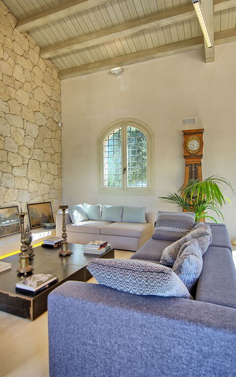 Tenuta Olearum: Woonkamer