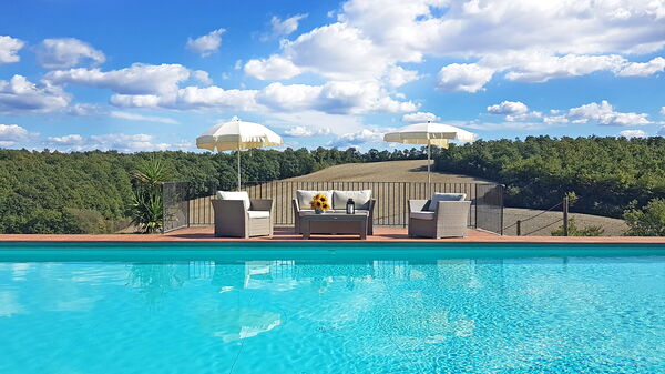 Casale Chieteno: Buitenshuis, Keer bekeken, Tuin, Zomer, zwembad