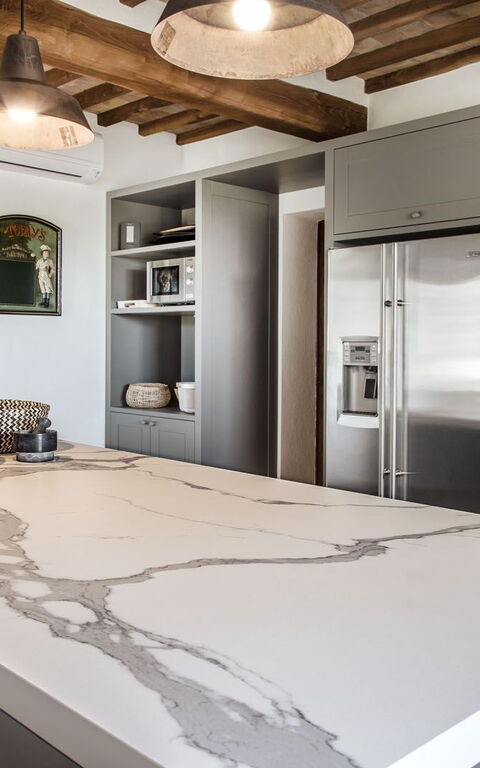 Villa Chiugi: Keuken