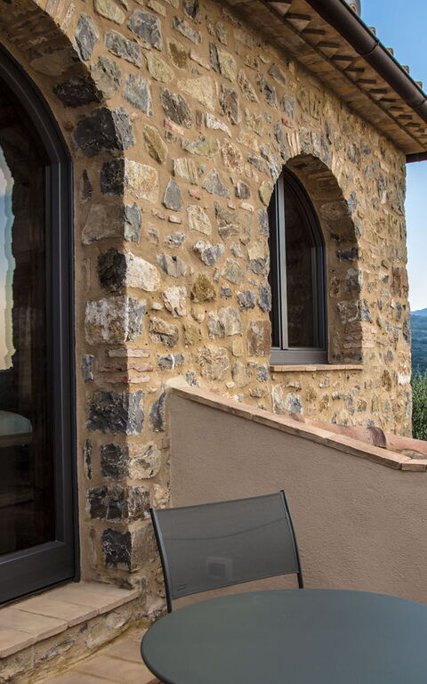 Villa Chiugi: Balkon / terras / patio, Buitenshuis