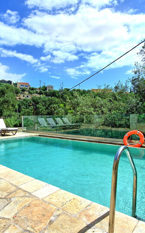 Villa Yaisemi: zwembad