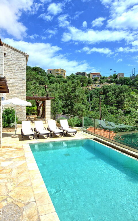 Villa Yaisemi: zwembad