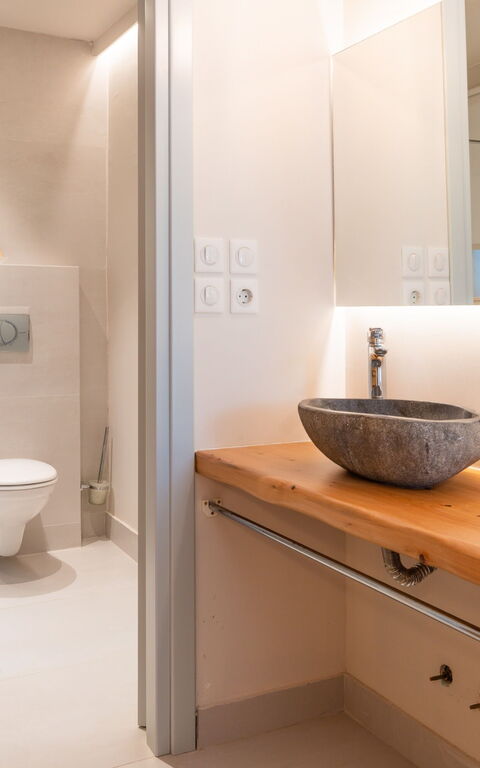 Villa Yaisemi: Badkamer