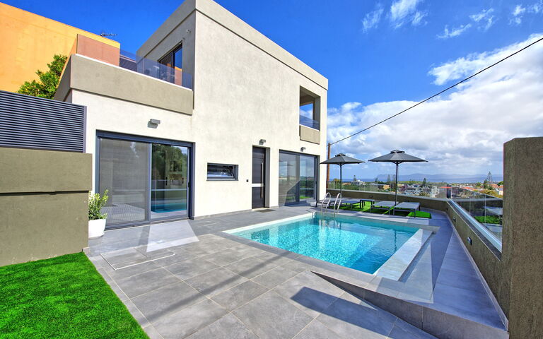 Villa Popi: Buitenkanten, Buitenshuis, Tuin, zwembad