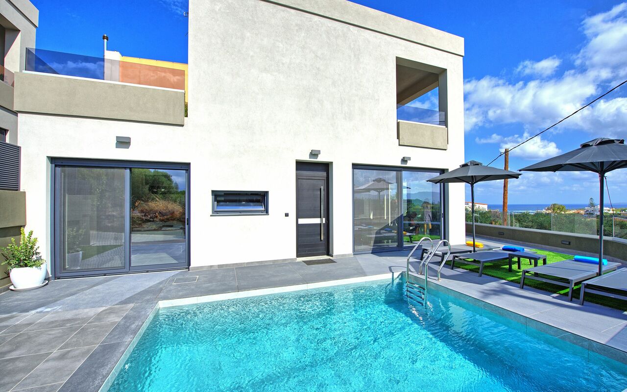 Villa Popi: Buitenkanten, Buitenshuis, Tuin, zwembad