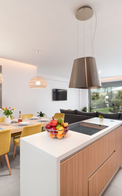 Villa Ampela: Keuken, Lunchroom