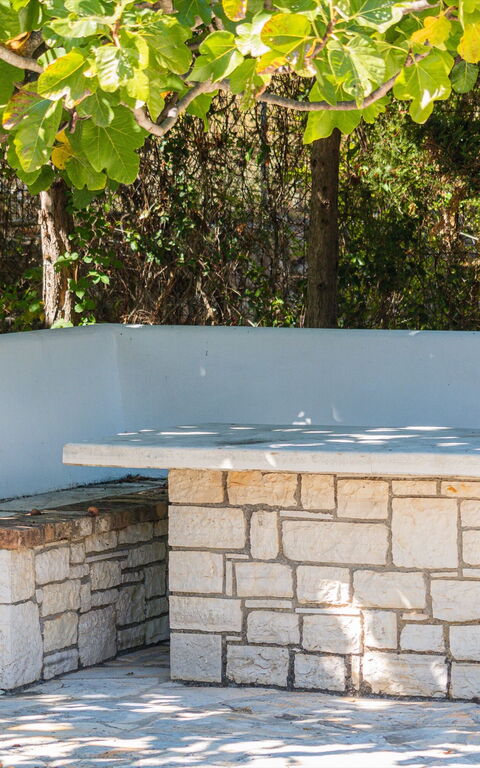 Votana House: Balkon / terras / patio, Buitenshuis