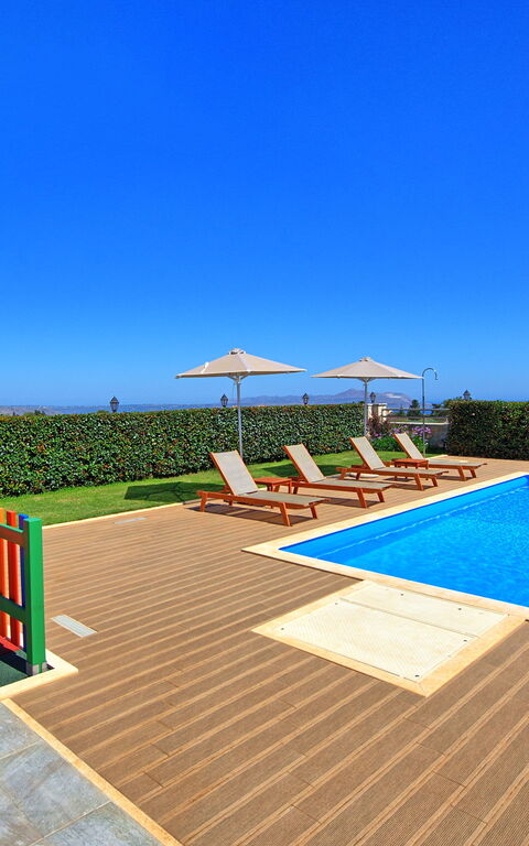 Villa Despanto: zwembad