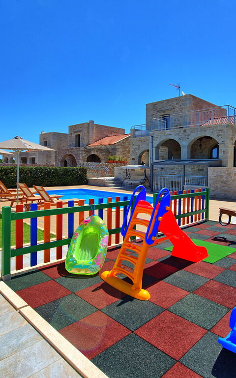 Villa Despanto: zwembad