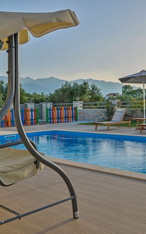 Villa Despanto: zwembad