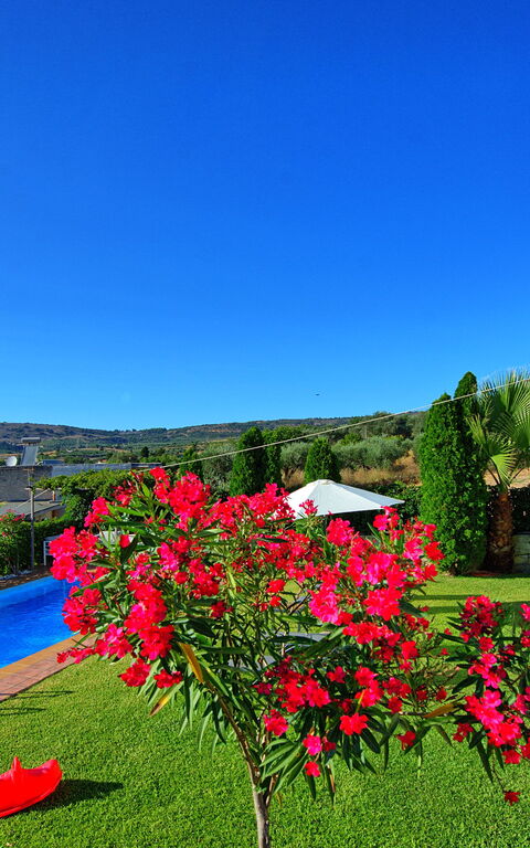 Villa Politini: Keer bekeken, zwembad