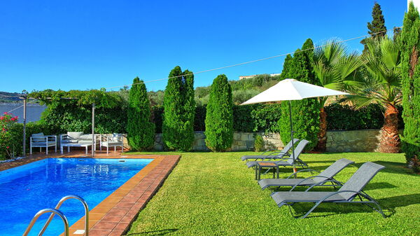 Villa Politini: Tuin, zwembad