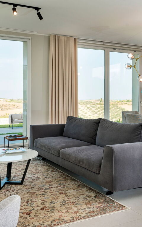 Villa Colleverde: Keuken, Lunchroom, Woonkamer