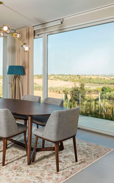 Villa Colleverde: Keuken, Lunchroom, Woonkamer