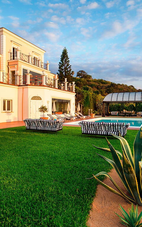 Villa Estella: Buitenshuis, Tuin