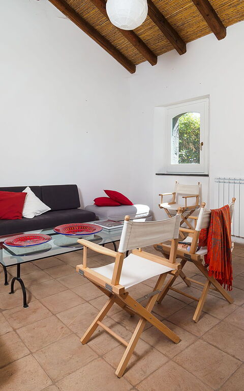 Villa Nerello: Woonkamer