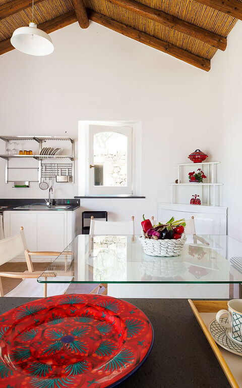 Villa Nerello: Keuken, Lunchroom