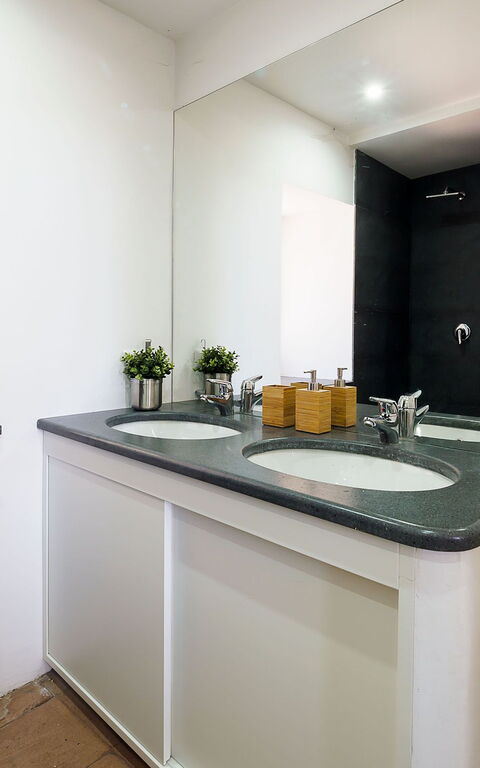 Villa Nerello: Badkamer