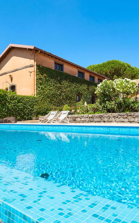 Villa Palmento Rosa: Buitenkanten, Buitenshuis, Lente, Zomer, zwembad