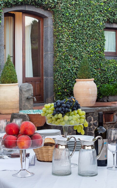 Villa Palmento Rosa: Buitenkanten, Buitenshuis