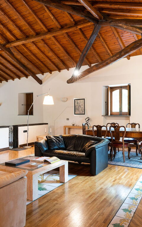 Villa Palmento Rosa: Lunchroom, Woonkamer