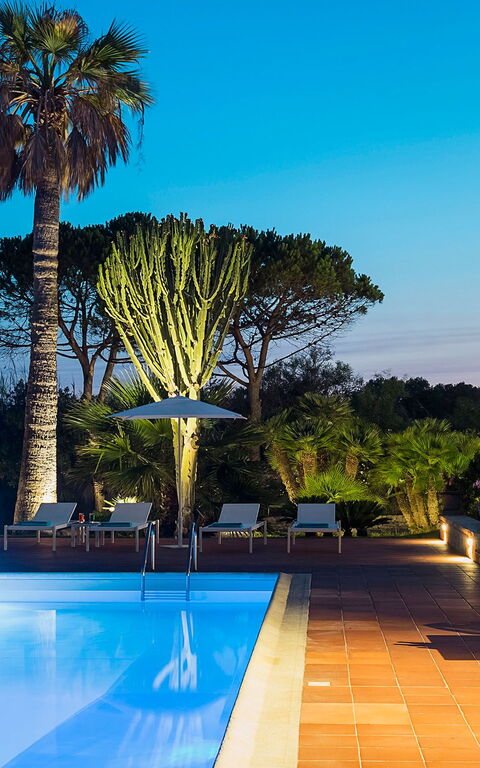 Villa Maya: Buitenshuis