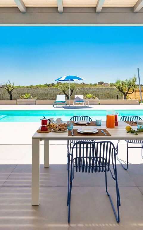 Villa Mia: Balkon / terras / patio, Buitenshuis