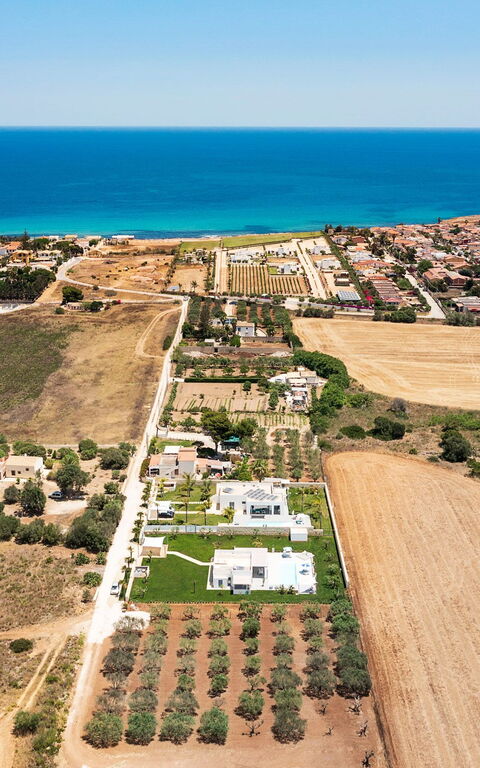 Villa Mia: Buitenshuis