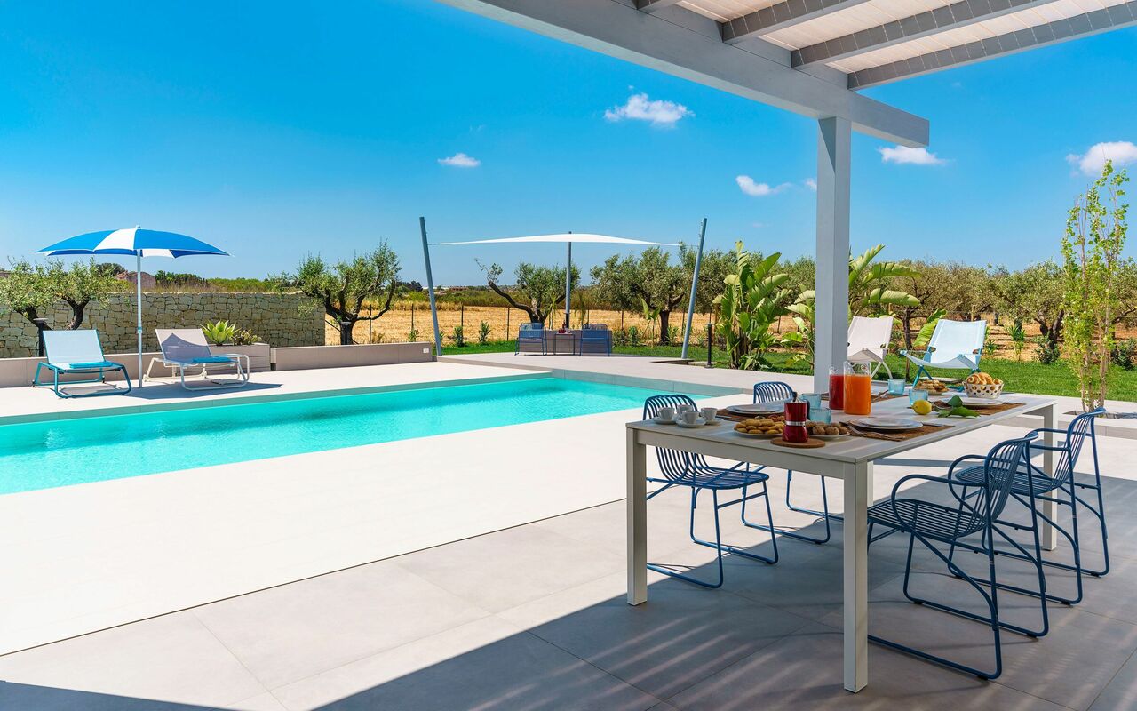Villa Mia: Balkon / terras / patio, Buitenshuis