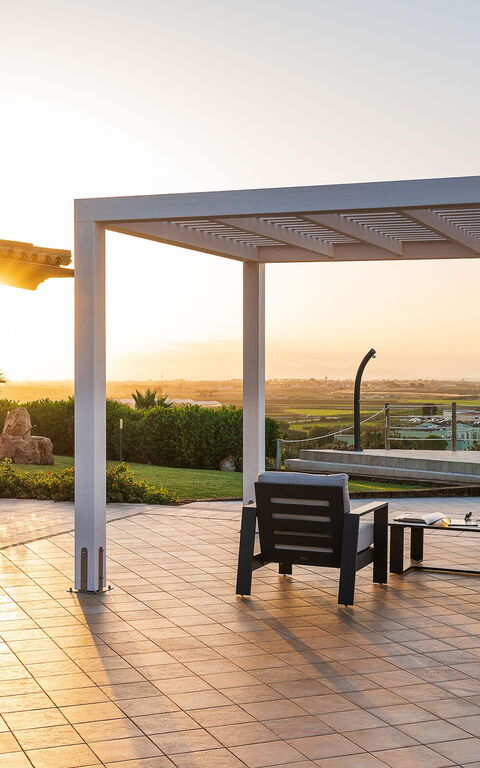 Villa Cielo: Balkon / terras / patio, Buitenshuis