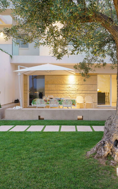 Villa Meravilla: Buitenkanten, Tuin