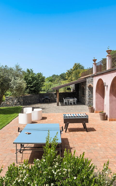 Villa Mila: Balkon / terras / patio, Buitenkanten, Buitenshuis, Tuin